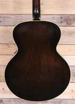 L-50 ACOUSTIC GUITAR