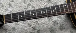 TOBACCO BURST GUITAR