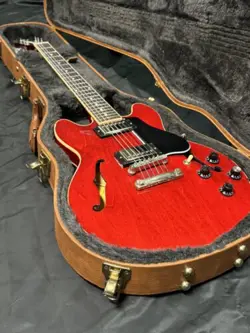 SIXTIES CHERRY W/CASE