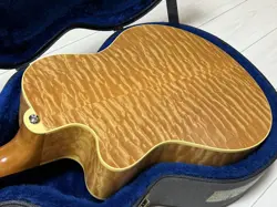 GIBSON LC-1 CASCADE QUILTED MAPLE SINGLE VENEER NO.MG464