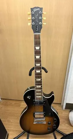 GIBSON LES PAUL TRADITIONAL 2012 MODEL - USED, REPAIR MARKS, NO ACCESSORIES