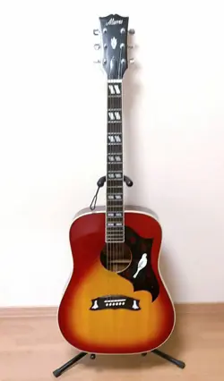 MAURICE ACOUSTIC GUITAR GIBSON DUB MODEL REPLICA - USED CONDITION