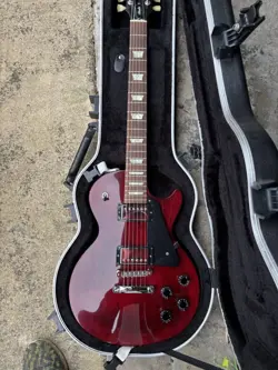 GIBSON LES PAUL STUDIO WINE RED 2004