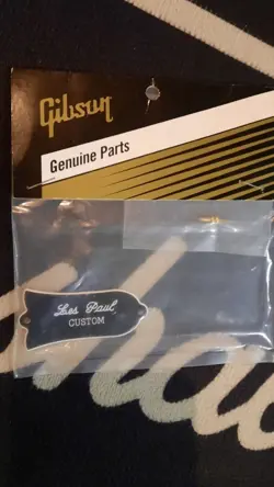 GIBSON LES PAUL CUSTOM TRUSS ROD COVER