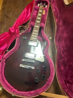 GIBSON LES PAUL STUDIO GIBSON LES PAUL STUDIO SAFE PACKING!