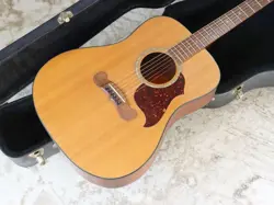 ACOUSTIC GUITAR 1997