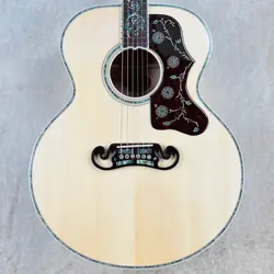 GIBSON CUSTOM SJ-200 VINE ACOUSTIC GUITAR 2004 - NATURAL