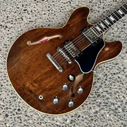 1972 GIBSON ES-335 TDW VINTAGE GUITAR WALNUT W/ T TOPS, EMBOSSED COVERS