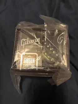 GIBSON DIRTY FINGERS