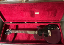 MAGENTA W/CASE
