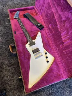 GIBSON EXPLORER 1996 MADE USA NO.MG2161