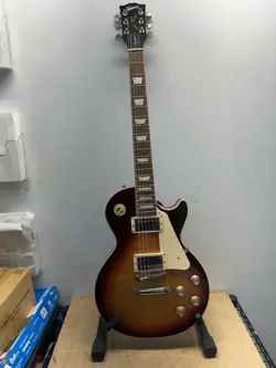 GIBSON 2023 LES PAUL STANDARD ELECTRIC GUITAR (E10040949)