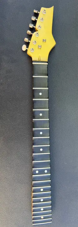 WARMOTH FENDER STRAT NECK GIBSON SCALE SOFT V EBONY FRETBOARD WILKINSON TUNERS