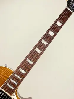 FIGURED TOP CUSTOM