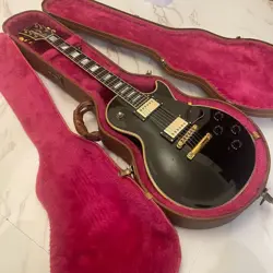 ELECTRIC GUITAR GIBSON LES PAUL CUSTOM 1990 BLACK WITH HARD CASE
