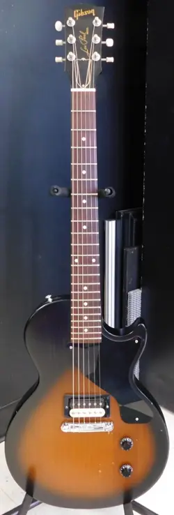 2011 GIBSON LES PAUL JR ELECTRIC GUITAR - TOBACCO SUNBURST