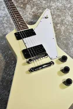 GIBSON 1970S EXPLORER