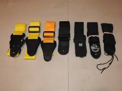 LOT OF BASS ACOUSTIC AND ELECTRIC GUITAR STRAPS