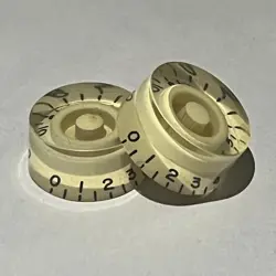 VINTAGE WHITE CREAM