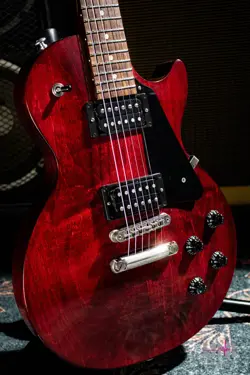 GIBSON LES PAUL FADED 2018 WORN CHERRY 2018