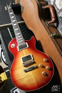 GIBSON LES PAUL TRADITIONAL 2017 T HERITAGE CHERRY SUNBURST