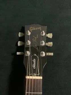 GIBSON LES PAUL STUDIO 2000 WINE RED