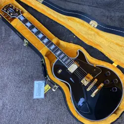 GIBSON CUSTOM SHOP LES PAUL CUSTOM W/ EBONY GLOSS #GGLYT