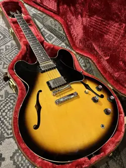 VINTAGE BURST 2023