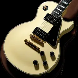 WHITE 81289569