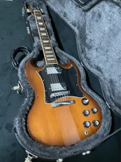 BURST NECK