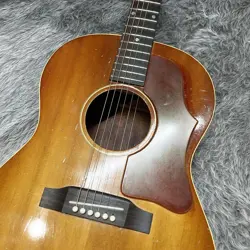 GIBSON LG-1 1964 SPRING USED FESTIVAL SAFE DELIVERY FROM JAPAN