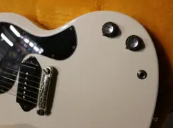 JUNIOR WITH LIGHTNING