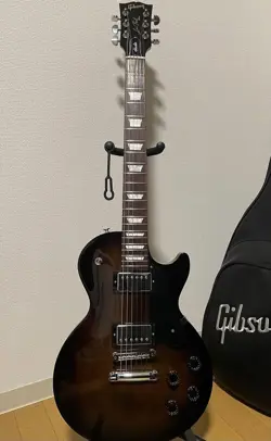 MADE BY GIBSON LES PAUL STUDIO 2022