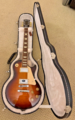 2010 GIBSON LES PAUL TRADITIONAL ELECTRIC GUITAR W/CASE - REDUCED PRICE!