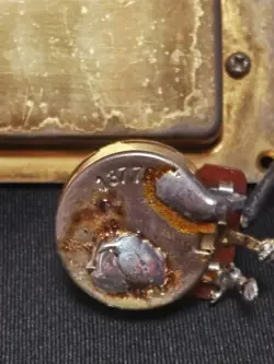 MINI HUMBUCKER GOLD