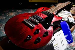 2018 GIBSON LES PAUL FADED 2018 WORN CHERRY