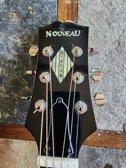 NOUVEAU