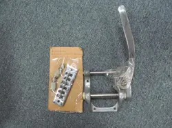GIBSON SG TREMOLO VIBRATO BRIDGE WITH POSTS & BUSHINGS