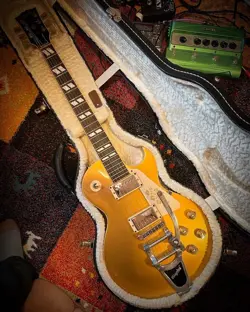 ELECTRIC GUITAR GIBSON LP-295 GOLD TOP/BIGSBY 2008 WITH HARD CASE