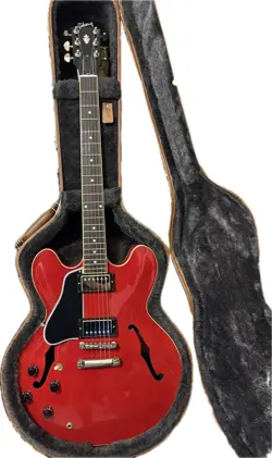 2014 GIBSON ES-335 SEMI HOLLOW LEFT HANDED CHERRY  GREAT CONDITION.