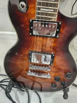 KNOCK OFF GIBSON LES PAUL GUITAR FROM CHINA