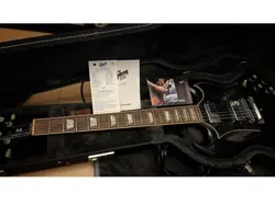 GIBSON SG STANDARD 2003 EBONY ELECTRIC GUITAR WITH ORIGINAL HARD CASE