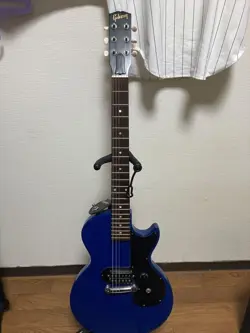 GIBSON MELODY MAKER ELECTRIC GUITAR - COMPACT BODY, 1 PICKUP, USED