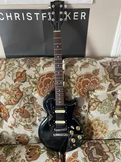 1981 GIBSON SONEX 180 DELUXE ELECTRIC GUITAR IN BLACK FINISH WITH SOFT CASE