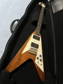 FLYING FLYINGV GIG