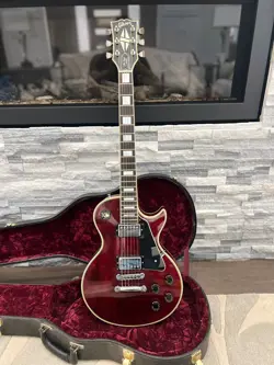 VINTAGE 1980 GIBSON LES PAUL CUSTOM - WINE RED WITH FACTORY CHROME HARDWARE!
