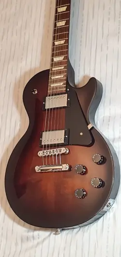 2020 GIBSON LES PAUL STUDIO IN 