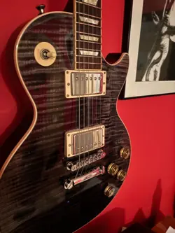2016 GIBSON LES PAUL STANDARD TRANSLUCENT BLACK SUPER LITE WEIGHT 8LBS!!!