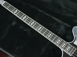 GIBSON GENE SIMMONS G2 THUNDERBIRD BASS GUITAR, EBONY, T-BIRD PICKUPS, NEW