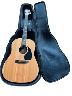 GIBSON G45 ACOUSTIC GUITAR WITH CASE - USED, GREAT CONDITION